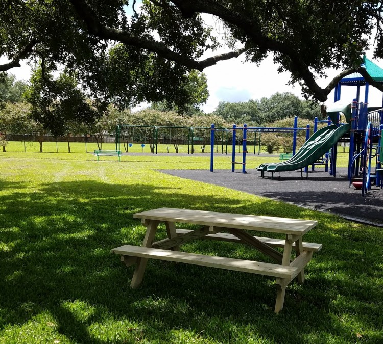 pratt-park-playground-photo